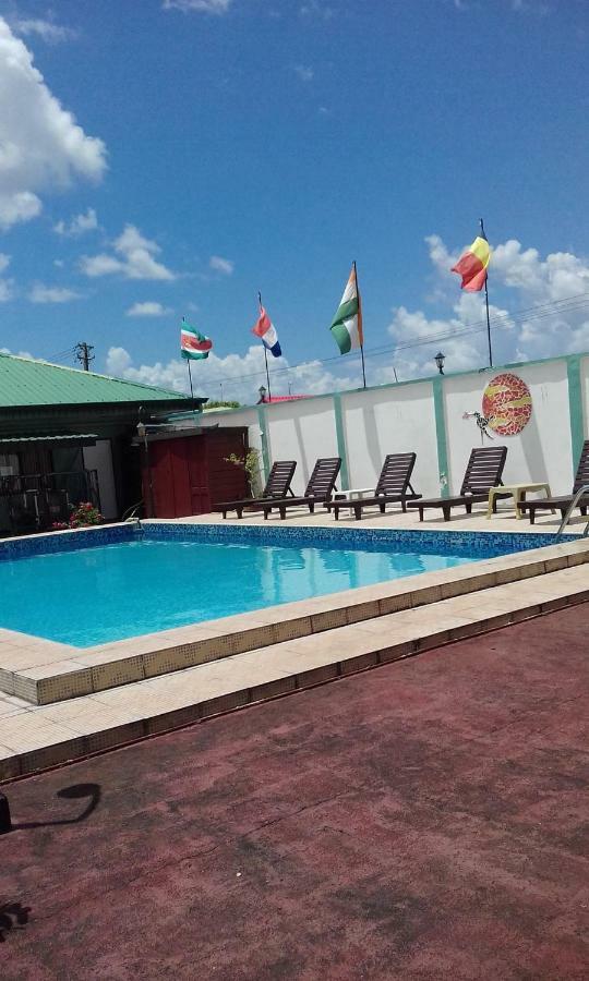 De Kolibrie Appartementen Paramaribo Eksteriør bilde